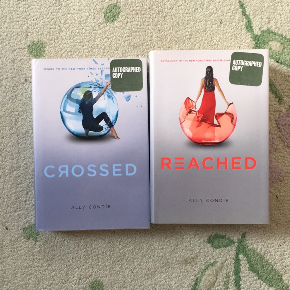 Hard cover ally condie series 2nd and 3rd book
